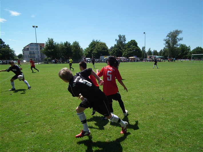  Szene Benefizturnier "Kinder spielen für Kinder 